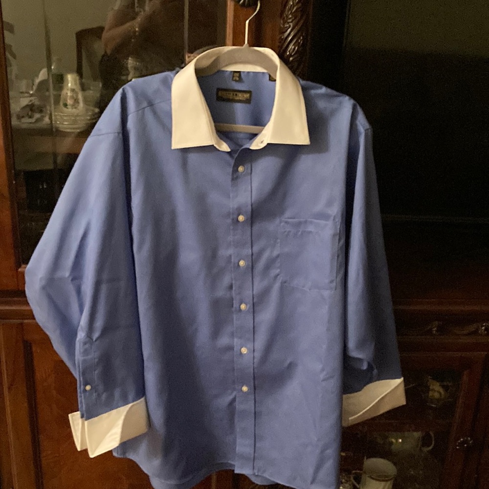 Men’s dress shirt, size 17,5, non iron. It is NWOT men shirt. 100cotton.